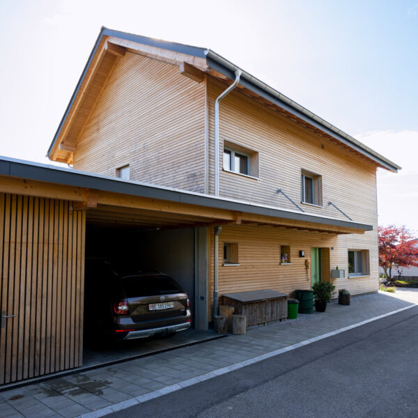 Neubau von zwei Einfamilienhäusern in Sumiswald