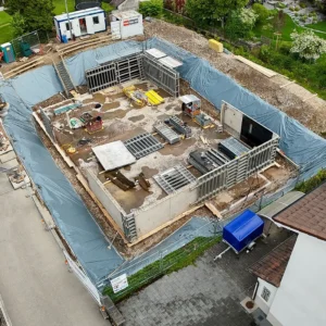 Baustelle Neubau Mehrfamilienhaus in Burgdorf.